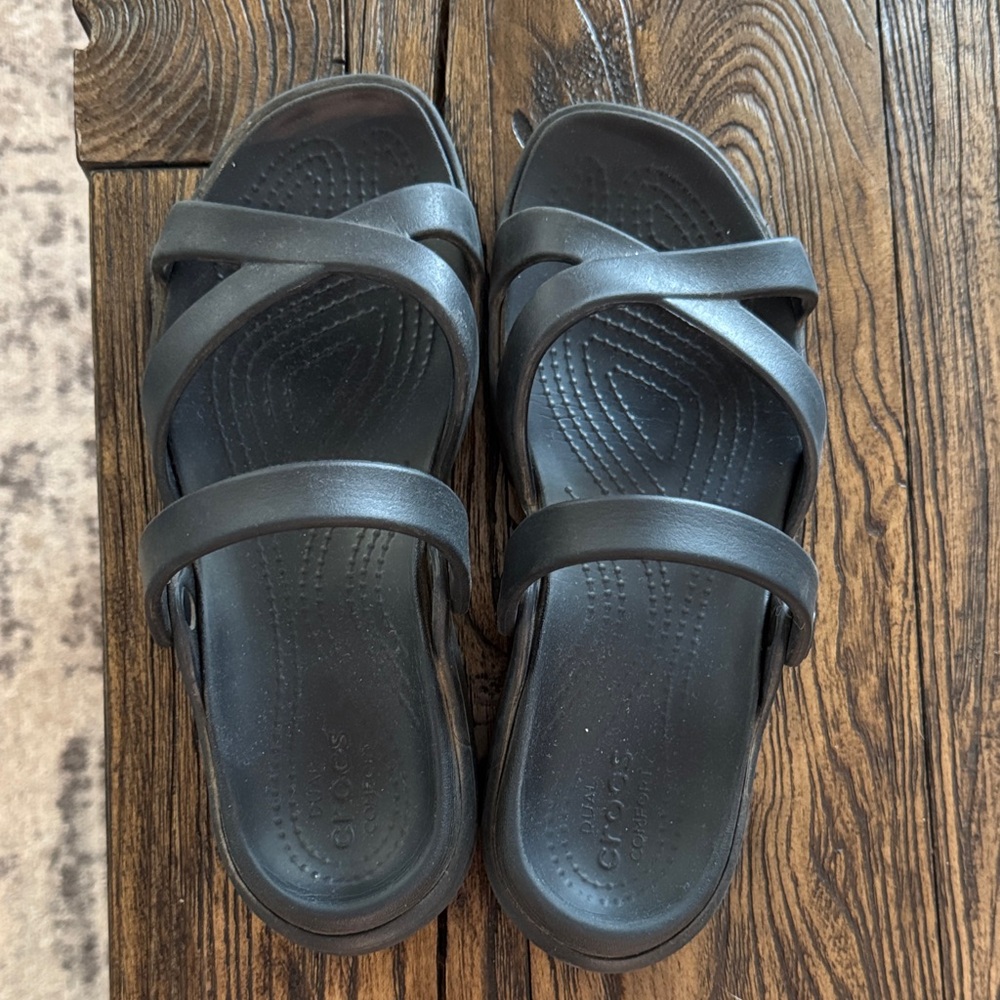 CROCS Black Strappy Sandals